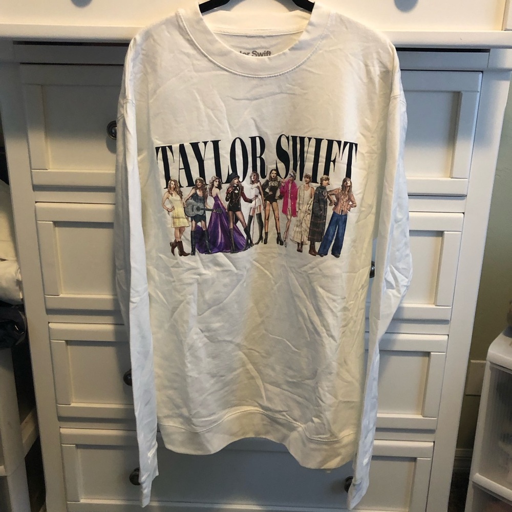Taylor Swift Eras Crewneck XL Neverworn
